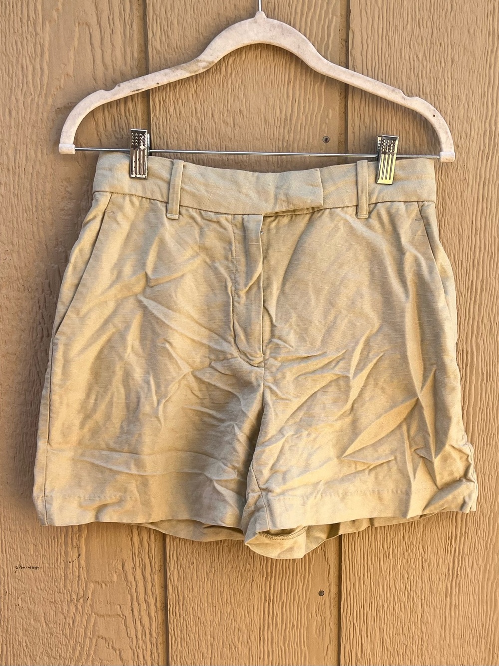Wilfred Aritzia Beige  Linen Blend Shorts Size  4 High Waist